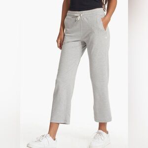 Vuori Halo Essential Straight Leg, size small Pale Heather Grey